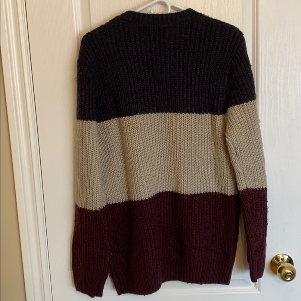 Colorblock Cable Knit Sweater - Picture 2 of 2